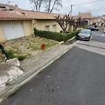 Avec Jardin A Proximite Du Du Salagou Clermont-lʼHérault