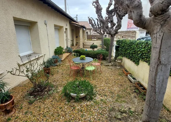 Avec Jardin A Proximite Du Du Salagou Vila *